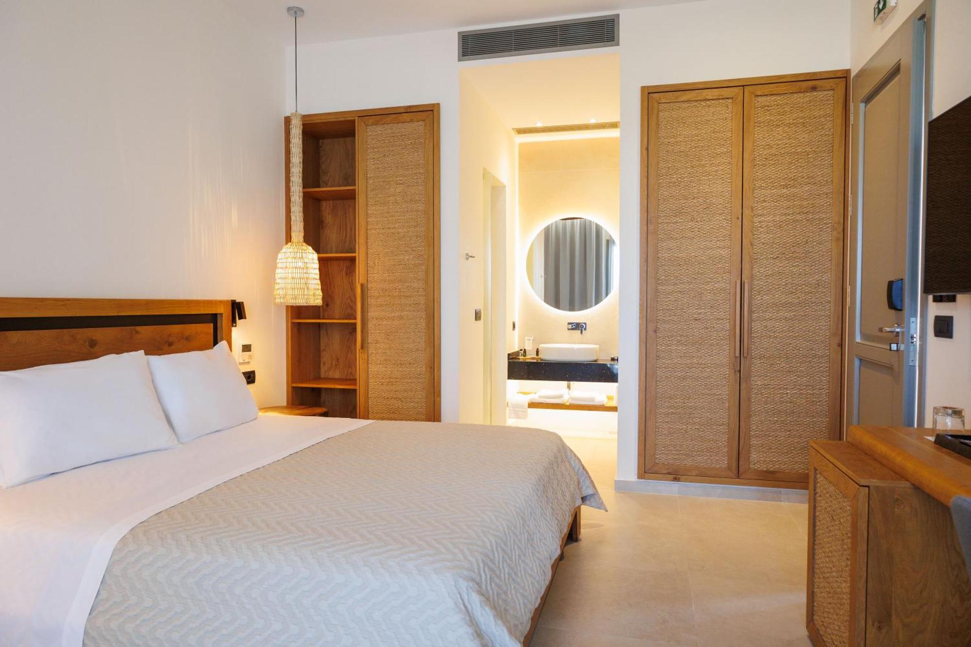 Kouros Blanc Resort & Suites Pounda Номер фото